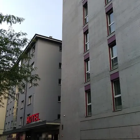 Campanile 호텔 Martigny