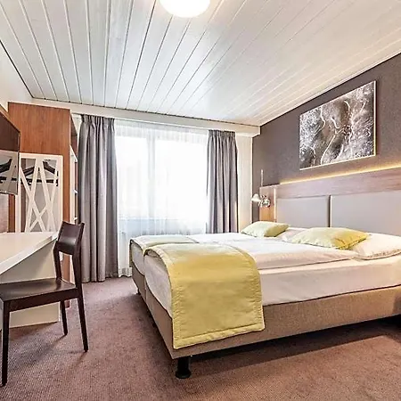 Hotel Campanile 3*
